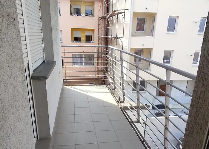 Jelena Apartments